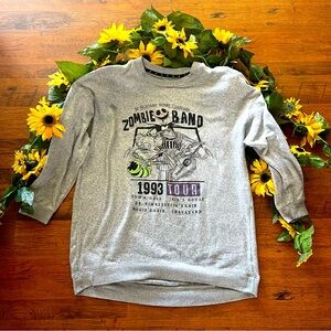 Women’s SZ Large Grey Nightmare Before Christmas Long Sleeve Shirt